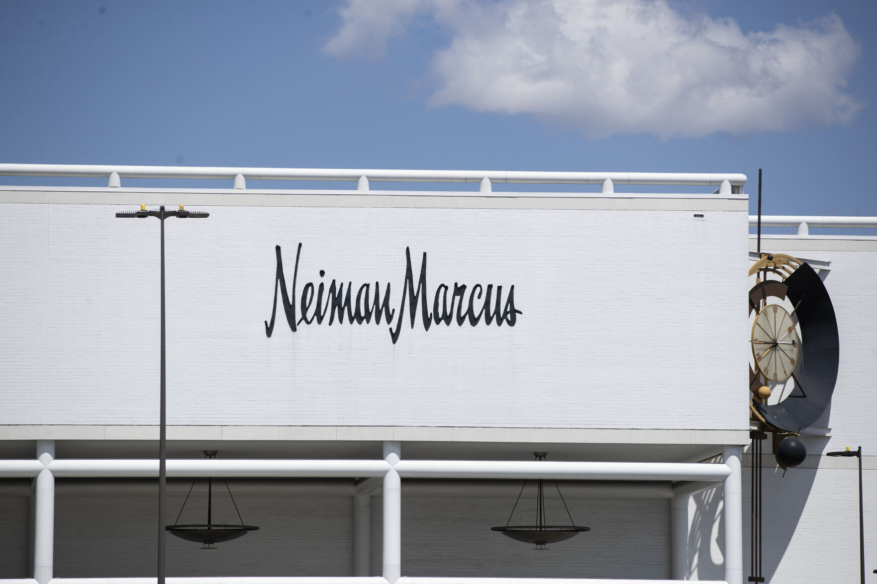 2020: Neiman Marcus